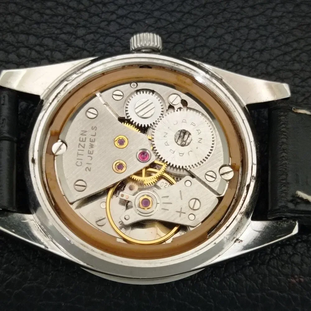 Vintage 1984 Citizen Manual Wound Mens Silver Watch & Olive accents